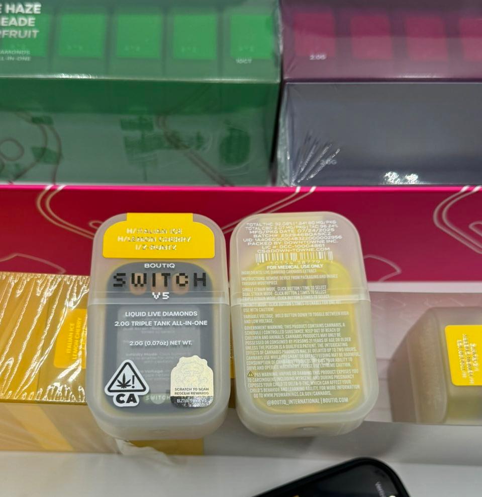 20 Count Box Boutiq Switch V5 Disposable Vape